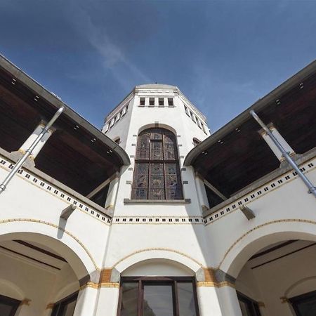 Aruuman Hotel Simpanglima Semarang Ngoại thất bức ảnh