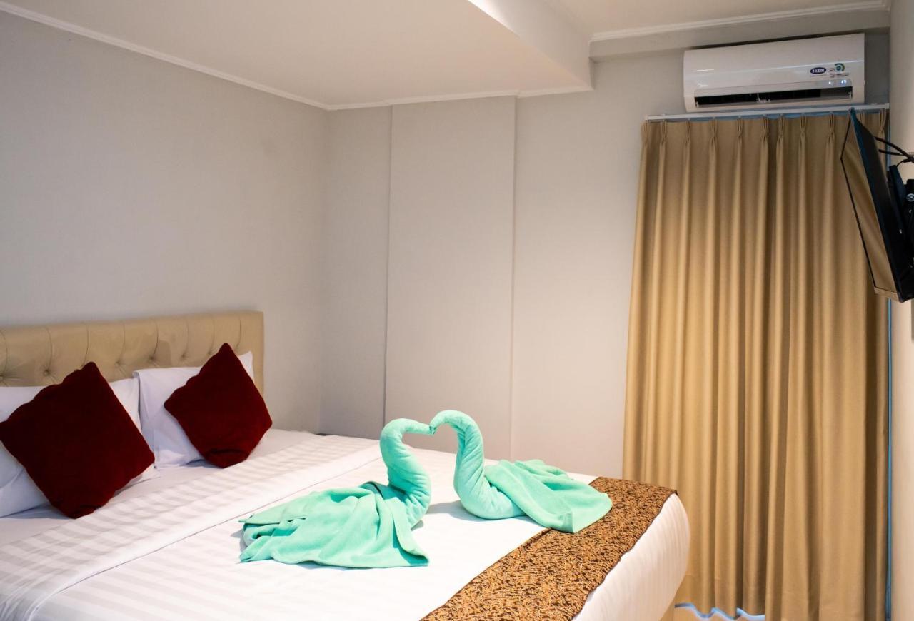 Aruuman Hotel Simpanglima Semarang Ngoại thất bức ảnh