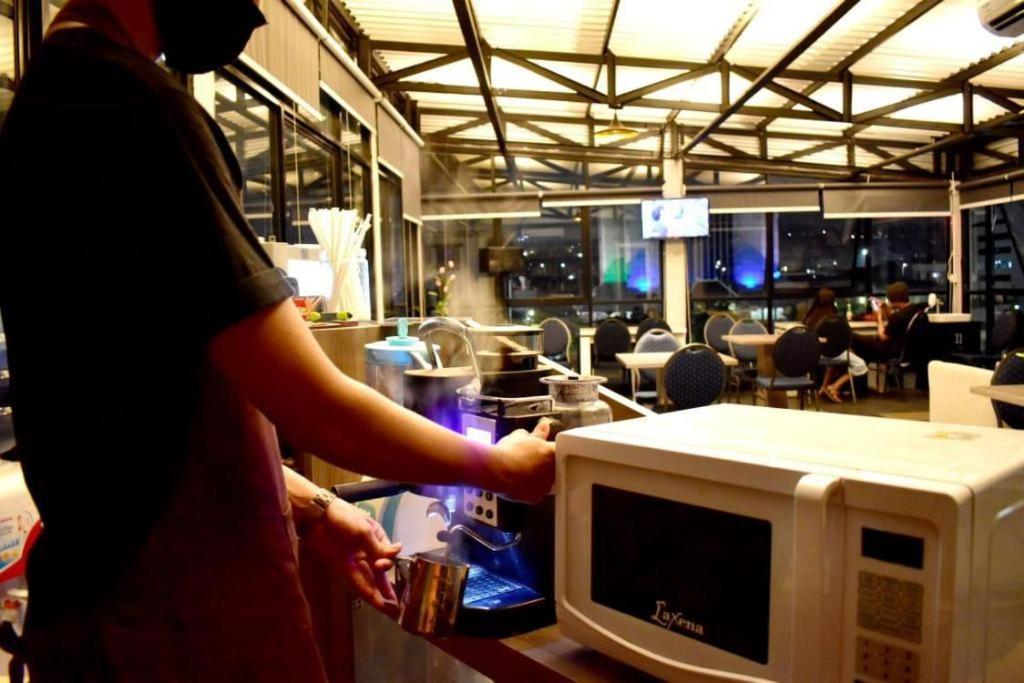 Aruuman Hotel Simpanglima Semarang Ngoại thất bức ảnh