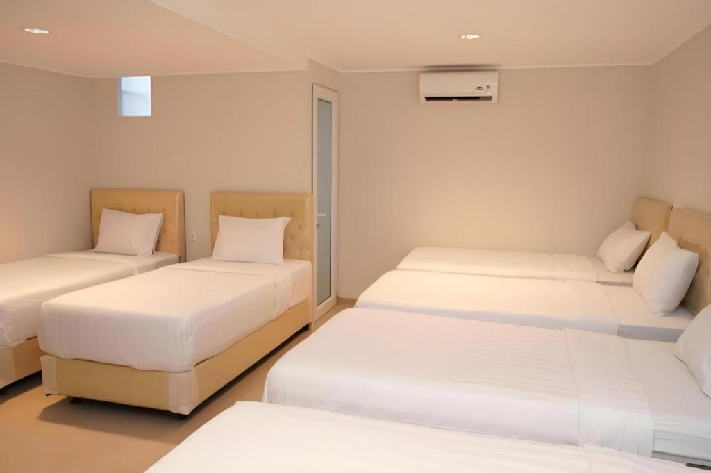 Aruuman Hotel Simpanglima Semarang Ngoại thất bức ảnh